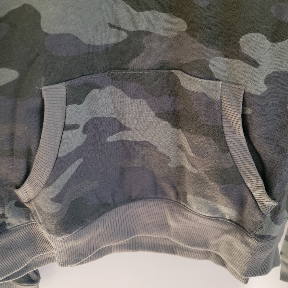 Lucky Brand NWT Camo Chill at Home Hoodie Size XL - Picture 6 of 9